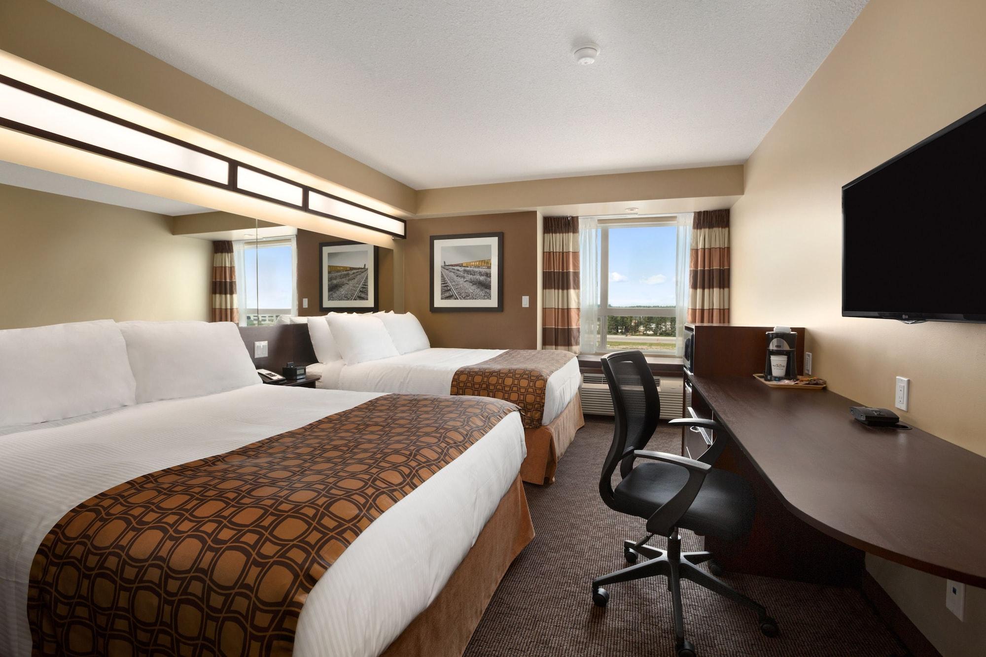 Microtel Inn & Suites By Wyndham Whitecourt Luaran gambar