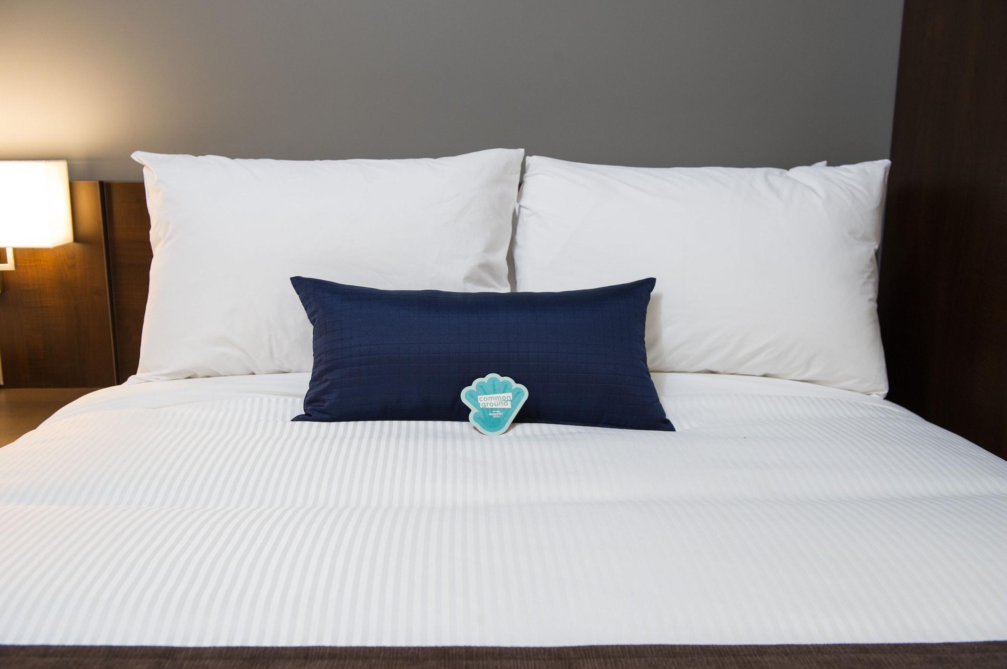 Microtel Inn & Suites By Wyndham Whitecourt Luaran gambar